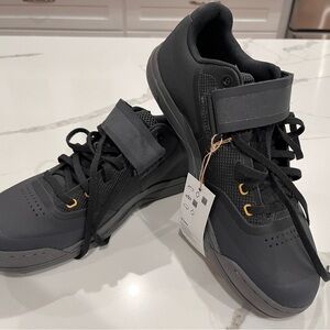 Brand new Adidas Five Ten Hellcat Pro